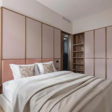 Helvetia 4*