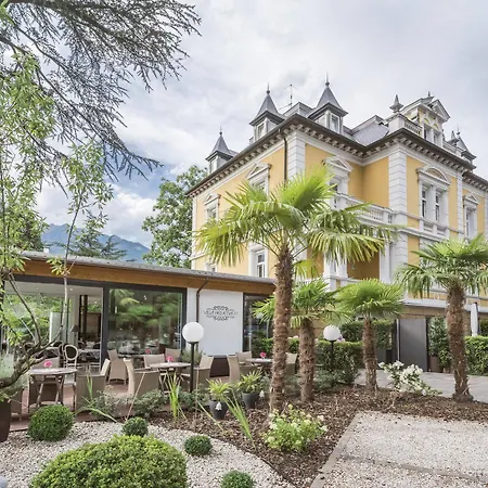 Helvetia 4*